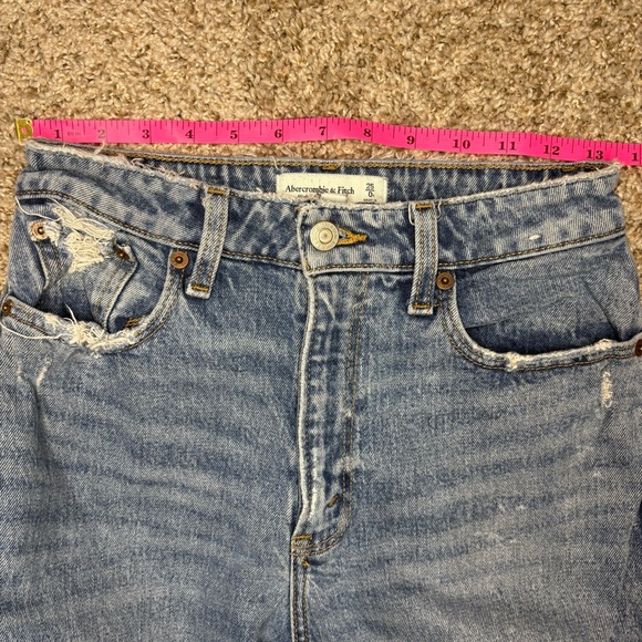 Abercrombie & Fitch Distressed High RIse Mom Jeans - Picture 10 of 12